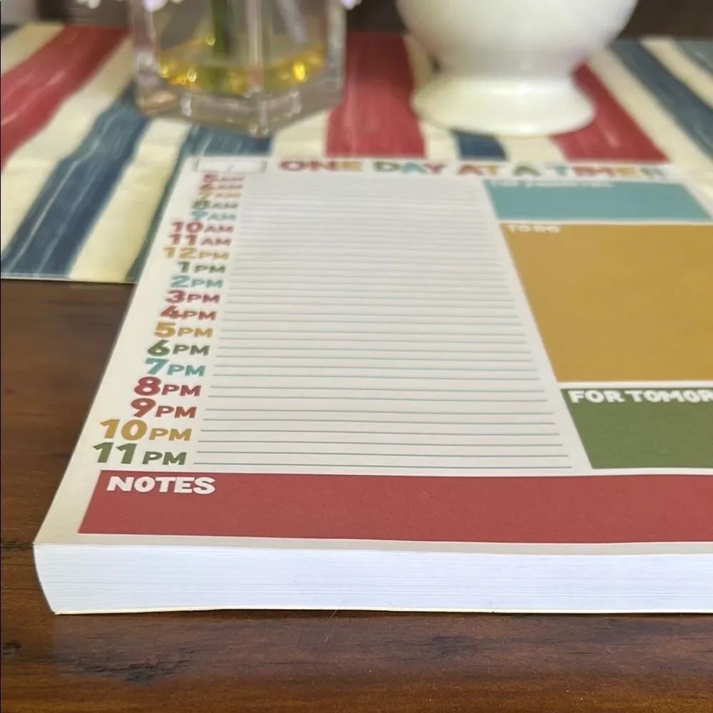 Colorful Daily Planner Pad - Picture 6 of 6
